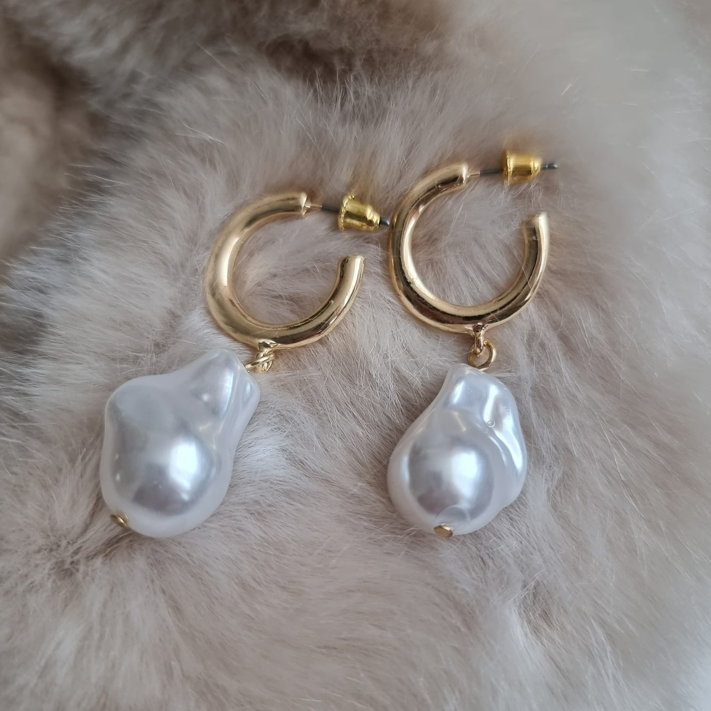 Gretchen® Pearl Earrings